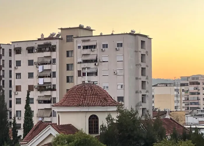 Herin شقة تيرانا